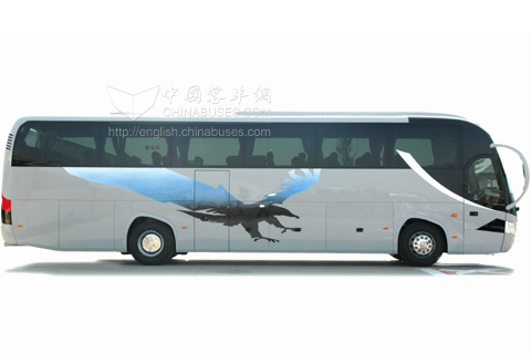 中大YCK6127HG 侧围效果