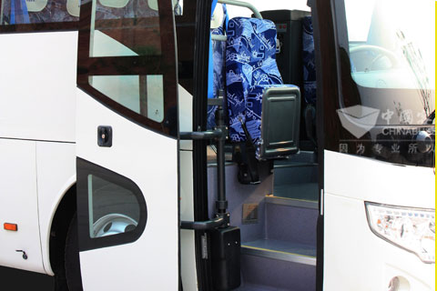 恒通客车CKZ6920CHNA3