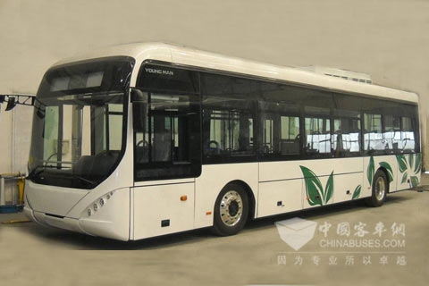 青年客车JNP6120UC
