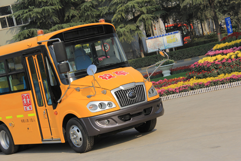 宇通校车ZK6559DX