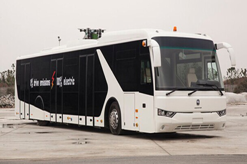 亚星14米超级电容纯电动机场摆渡车