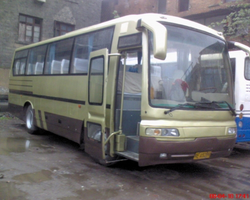 出售豪华旅游大巴。