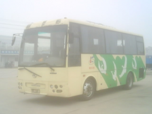 02年苏州金龙6820