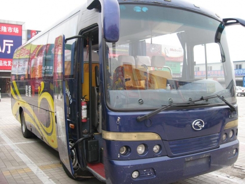 出售2002年35座金龙