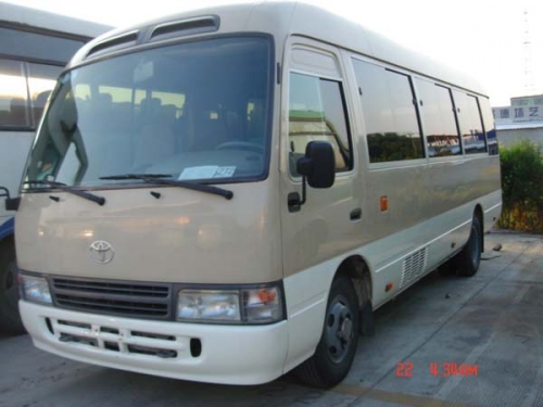 30座四川丰田考斯特