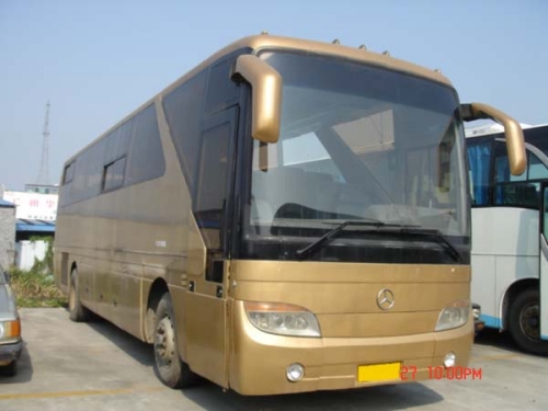 出售亚星奔驰大巴(50座)