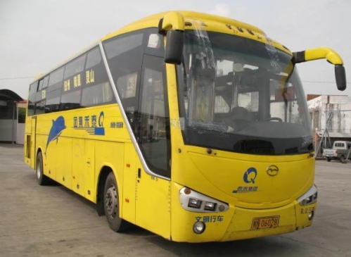 出售06年五洲龙（12米）卧铺车