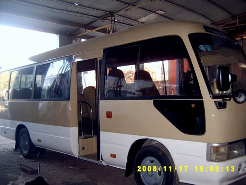 出售99年原装考斯特(有图片)