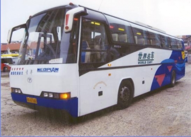 低价出售青年02年JNP6215，共四台车，47座，车况特好