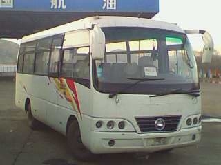 出售前置2005年6月金龙客车