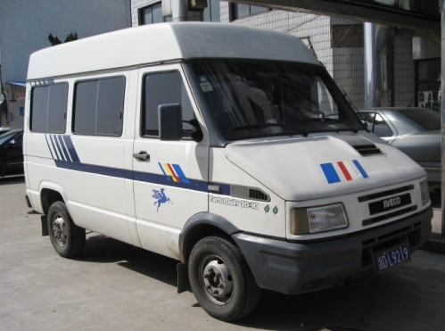 转让依维柯NJ6486SDE