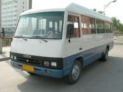 97五十铃客车