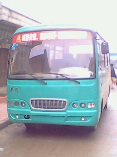 出售19座华新客车