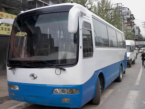 售02年金龙6791客车 32座