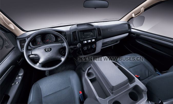 金旅XML6609JEV10客车(纯电动10-18座)