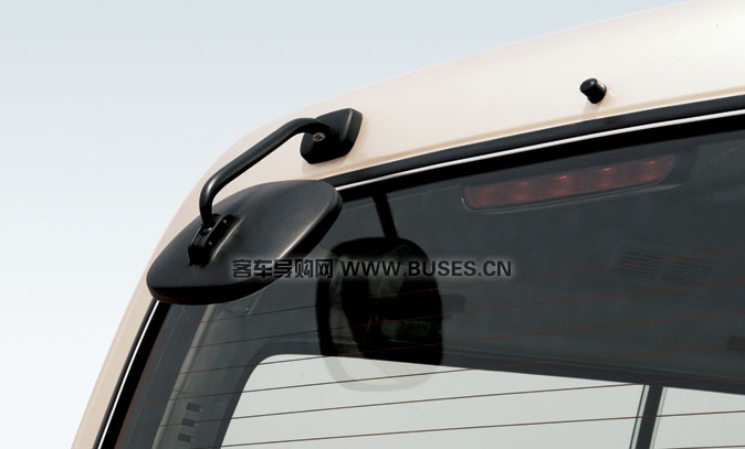 金旅XML6472J15小型客车(汽油国五5-9座)