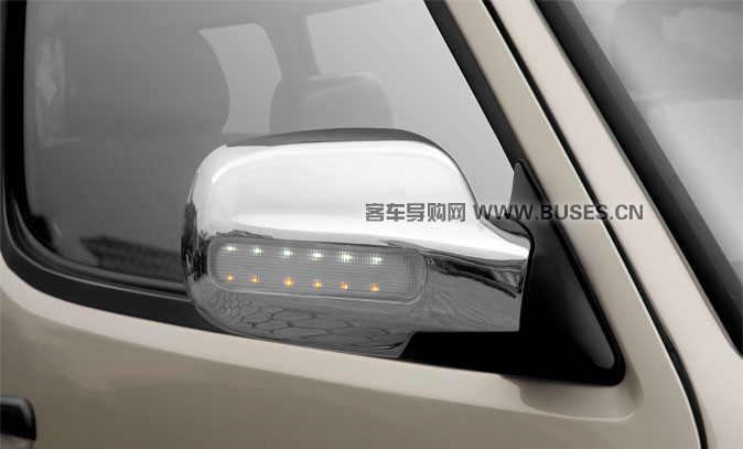 金旅XML6472J55小型客车(汽油国五5-9座)