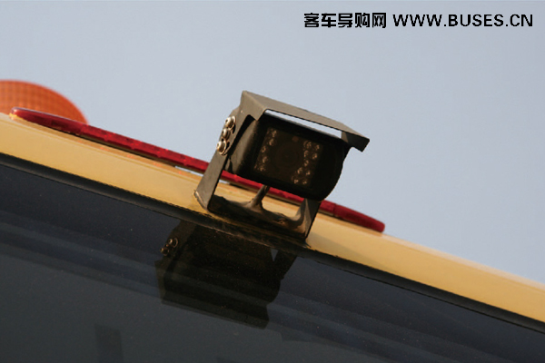 宇通ZK6140BD机场摆渡车(柴油10-118座)