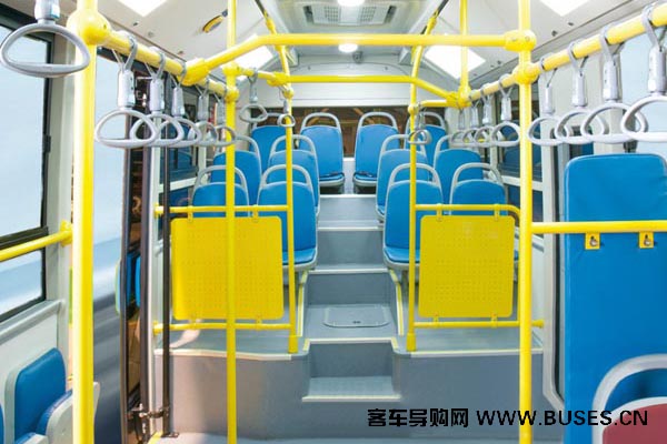 黄海DD6761G公交车(柴油国五13-25座)
