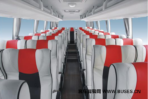 少林SLG6810T5ER客车(天然气国五24-35座)