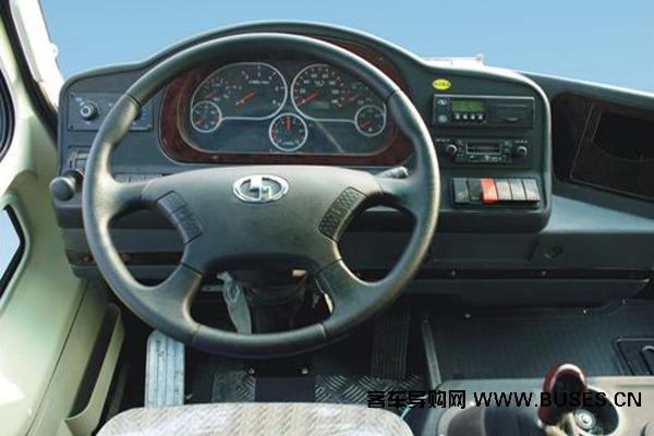 少林SLG6661C5E客车(柴油国五10-23座)