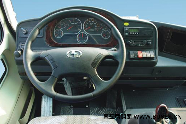 少林SLG6603T5E客车(天然气国五10-19座)