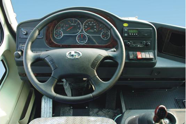 少林SLG6660T5GF公交车(天然气国五10-22座)