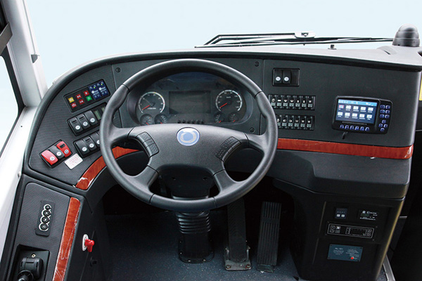 申龙SLK6119USNHEV03公交车(天然气/电混动国五10-38座)