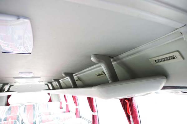 申龙SLK6750C3GN5客车(天然气国五24-29座)