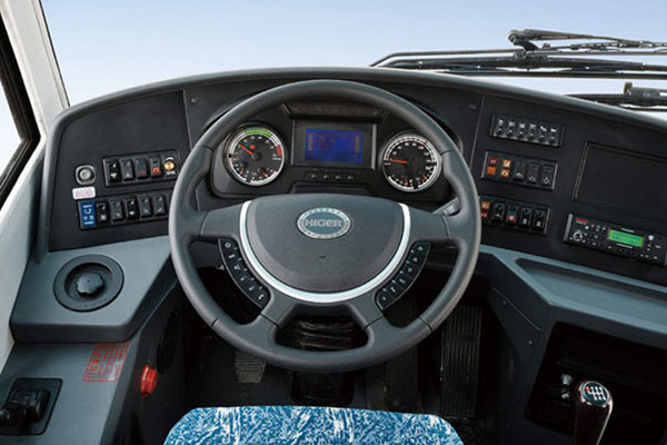 海格KLQ6902KAC52客车(天然气国五24-40座)