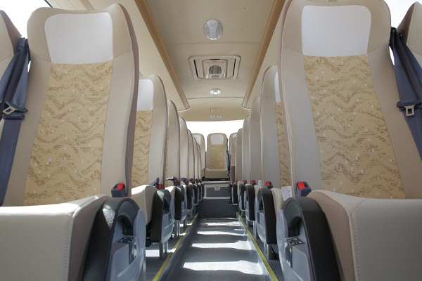 宇通ZK6906H5E客车(柴油国五24-38座)