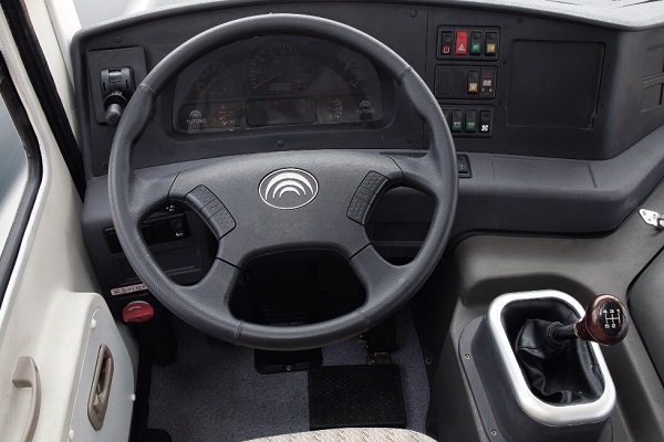 宇通ZK6731NG5客车(天然气国五11-25座)