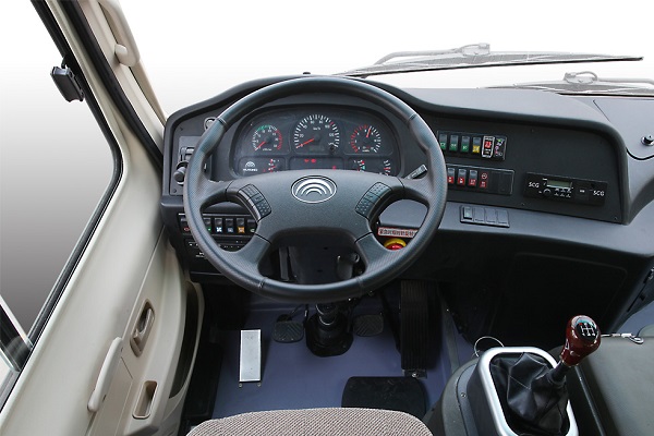 宇通ZK6729N5客车(天然气国五24-28座)