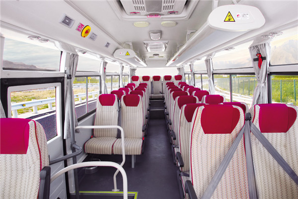 宇通ZK6842D51客车(柴油国五24-37座)