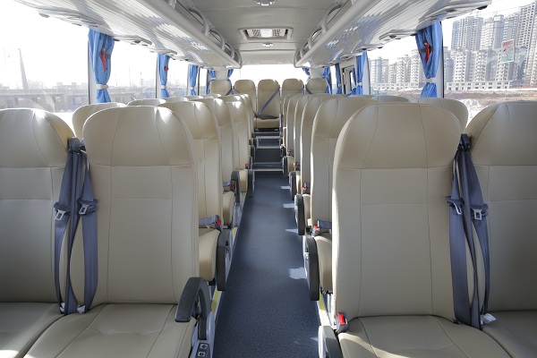 宇通ZK6808HN2Z客车（天然气国五24-35座）