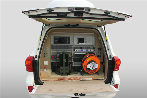 宇通ZK5030XTX50通信车(汽油国四2-8座)