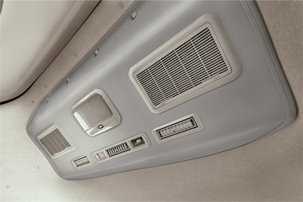 金旅XML6532JEVB0轻型客车(纯电动10-11座)