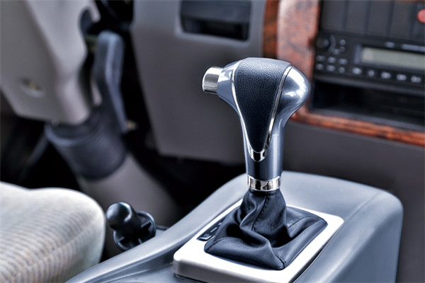 金旅XML6809JEV20客车(纯电动24-35座)