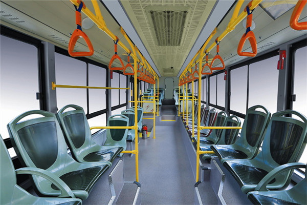 金旅XML6125JHEV15C公交车(柴油/电混动国五20-40座)