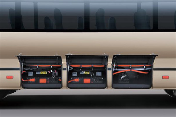 金旅XML6809JEV60客车(纯电动24-35座)