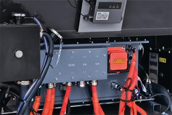 金旅XML6809JEV60客车(纯电动24-35座)