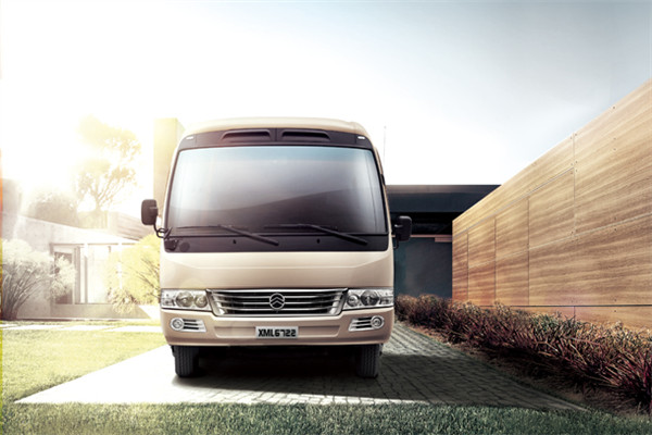 金旅XML6722J25N客车(天然气国五24-28座)