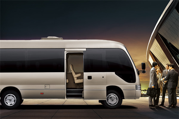 金旅XML6722J25N客车(天然气国五24-28座)