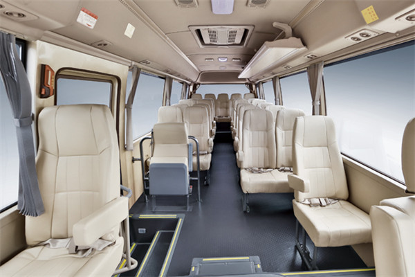 金旅XML6722J25N客车(天然气国五24-28座)