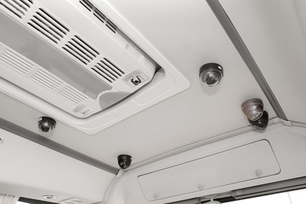 金旅XML6721J15XXC小学生专用校车(柴油国五24-37座)