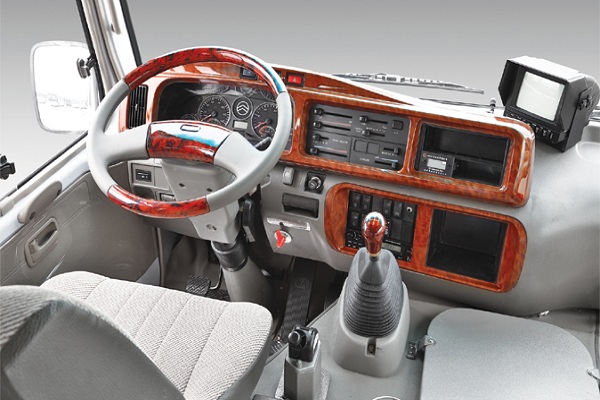 金旅XML6601J25CN公交车(天然气国五11-15座)