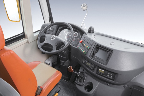 金旅XML6791J15XXC小学生专用校车(柴油国五24-42座)