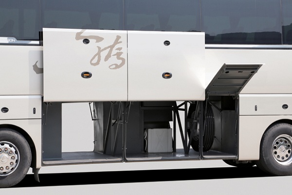 金旅XML6128J15N客车(天然气国五24-59座)