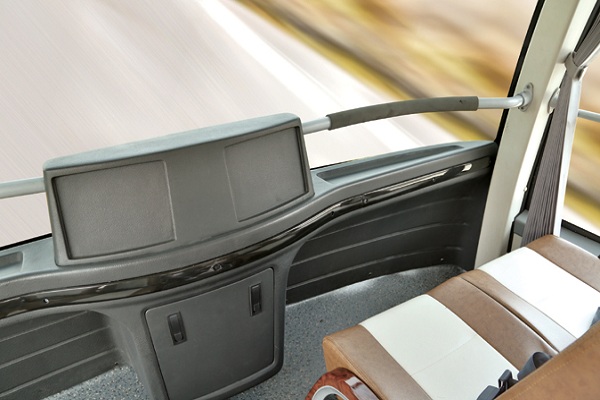 金旅XML6128J15N客车(天然气国五24-59座)