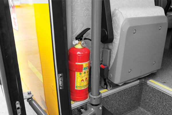 金旅XML6101J15ZXC中小学生专用校车(柴油国五24-52座)